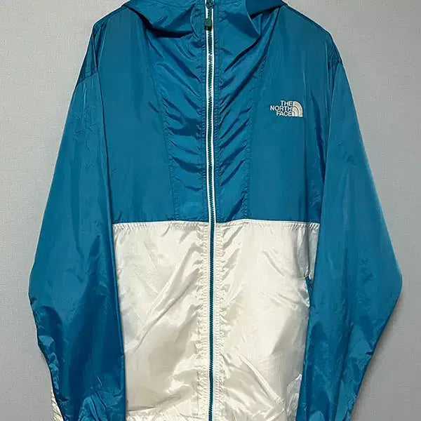 [BUNJANG] The North Face Men's Colorblock Lightweight Windbreaker Jacket / 노스페이스 남자 하프배색 경량 바람막이 여름 등산자켓 점퍼 L 100