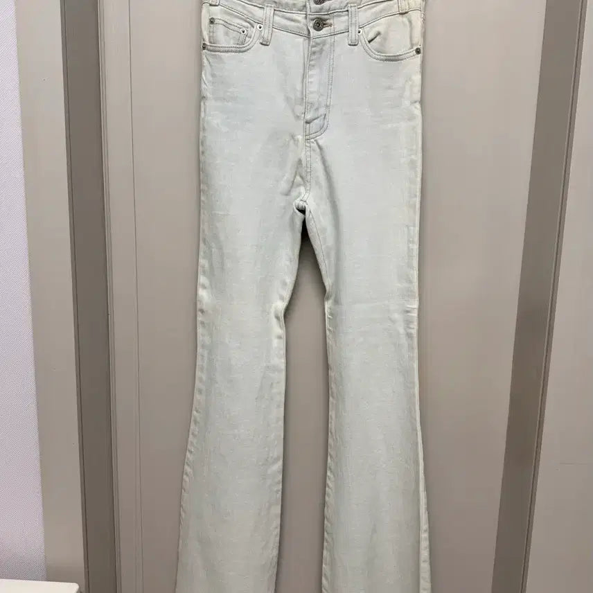 [BUNJANG] Denim Bootcut Pants S Size / 새상품)연청 데님 부츠컷 S