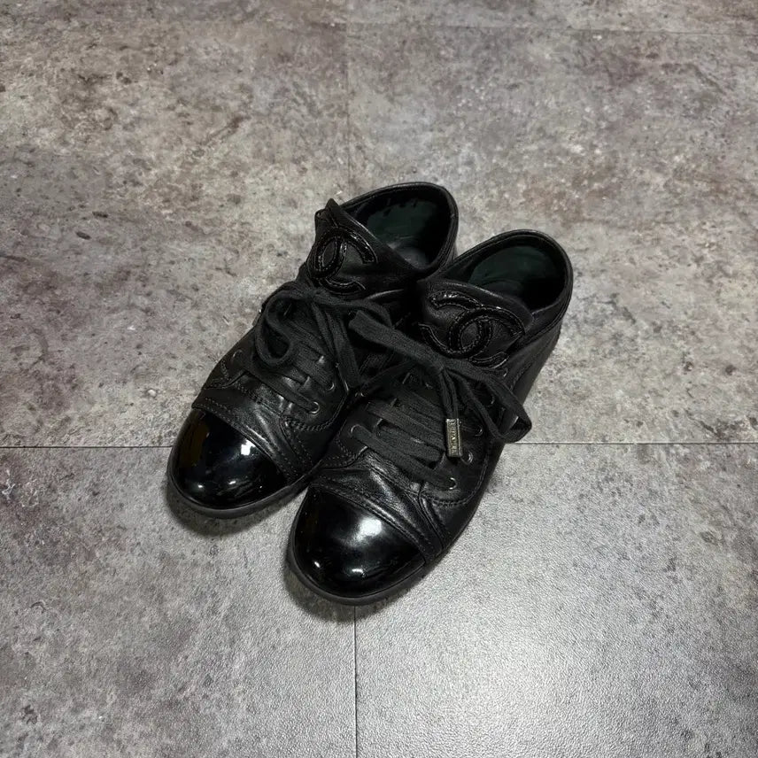 [BUNJANG] Chanel Sneakers Size 37 / 샤넬 스니커즈 37