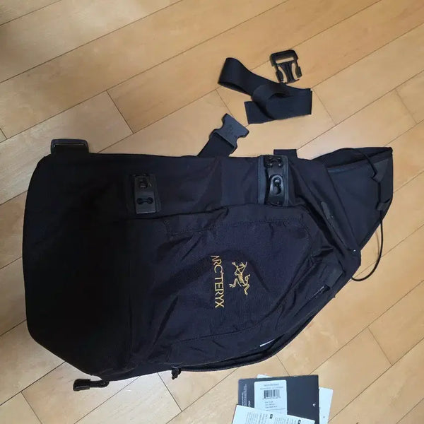 [BUNJANG] Arc'teryx Quiver Bag Black Original / 아크테릭스 퀴버백