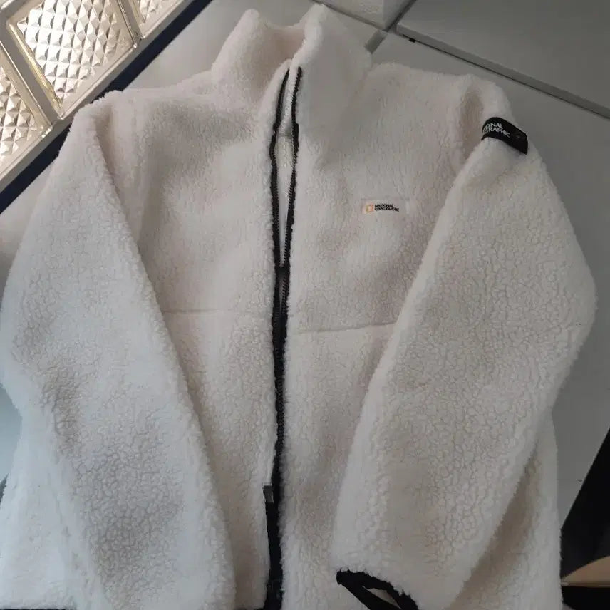 [BUNJANG] National Geographic Fleece Zip-Up White / 내셔널지오그래픽 플리스 집업 화이트