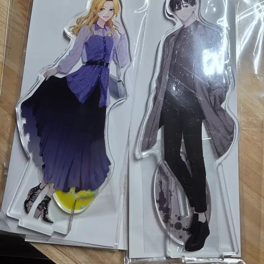 [BUNJANG] Acrylic Display Stand / 밟고 차고 사랑하고 아크릴
