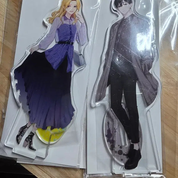 [BUNJANG] Acrylic Display Stand / 밟고 차고 사랑하고 아크릴