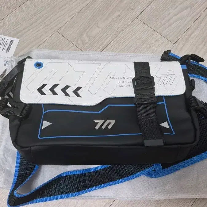 [BUNJANG] Blue Archive Millennium Aris Crossbody Bag / 블루아카이브 밀레니엄 아리스 크로스백 팔아요