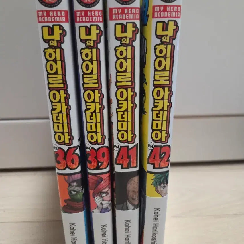[BUNJANG] My Hero Academia Manga Volumes 36, 39, 41, 42 / 나의 히어로 아카데미아 만화책 원작 코믹스 36권 39권 41권 42권 나히아 히로아카