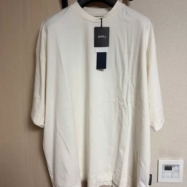 [BUNJANG] Juun.J Oversized Monster Short Sleeve T-Shirt Ivory / 준지 성수 몬스터 반팔 아이보리 3