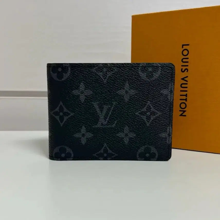 [BUNJANG] Louis Vuitton Eclipse Multiple Wallet / [정품] 신형, 극새상품급 / 루이비통 이클립스 멀티플월렛 반지갑