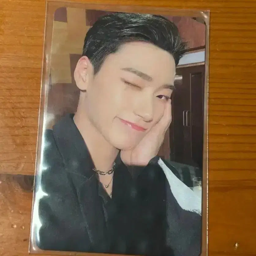 [BUNJANG] ATEEZ 2023 Season's Greetings Choi San Photocard / 에이티즈 시그23 최산 포카(급처)