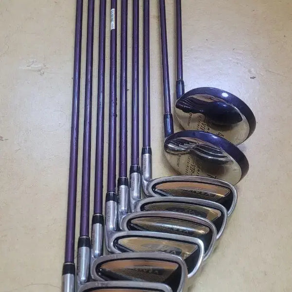 [BUNJANG] Maruman Verity VIP Women's Full Golf Club Set / 마루망 베리티 VIP 여성용 풀세트 판매 (우드2개 + 아이언7개 총9개)상태좋음.