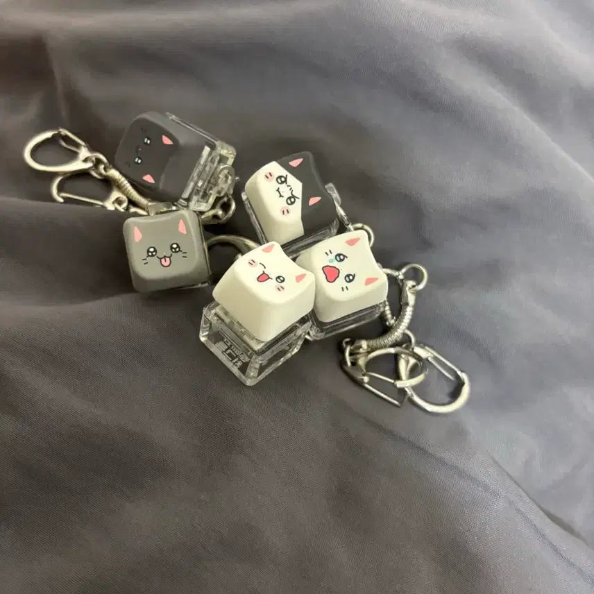 [BUNJANG] Paik's Coffee Choonbae Keycap Keyring 5-Set Bundle / 빽다방 춘배 키캡 키링 5종 세트