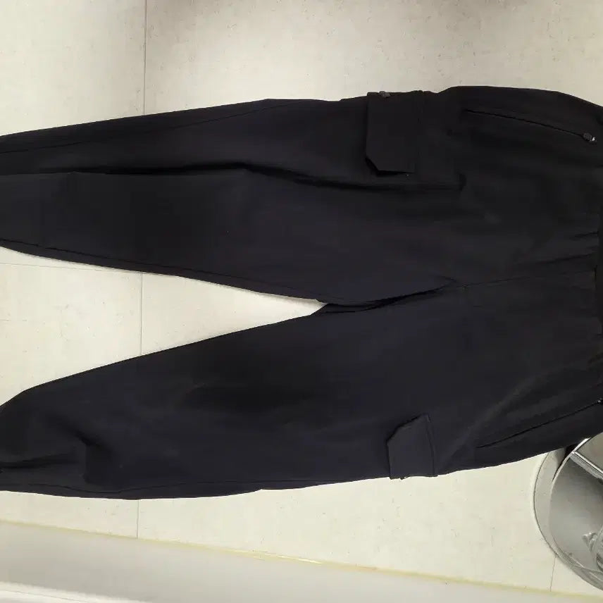 [BUNJANG] Black Cargo Jogger Pants (Size L) / 블랙 카고 조거 팬츠고닥사이즈 L