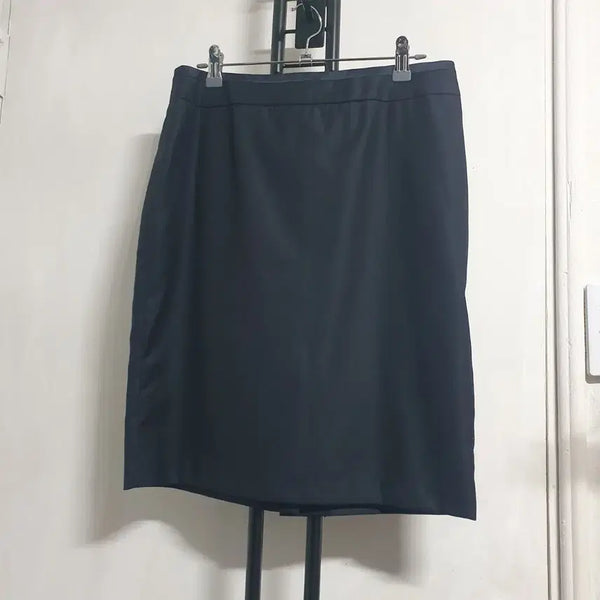 [BUNJANG] Olivia Lauren 29-inch Summer Silk Skirt Deep Navy / 29인치 올리비아로렌 여름 실크치마 딥네이비