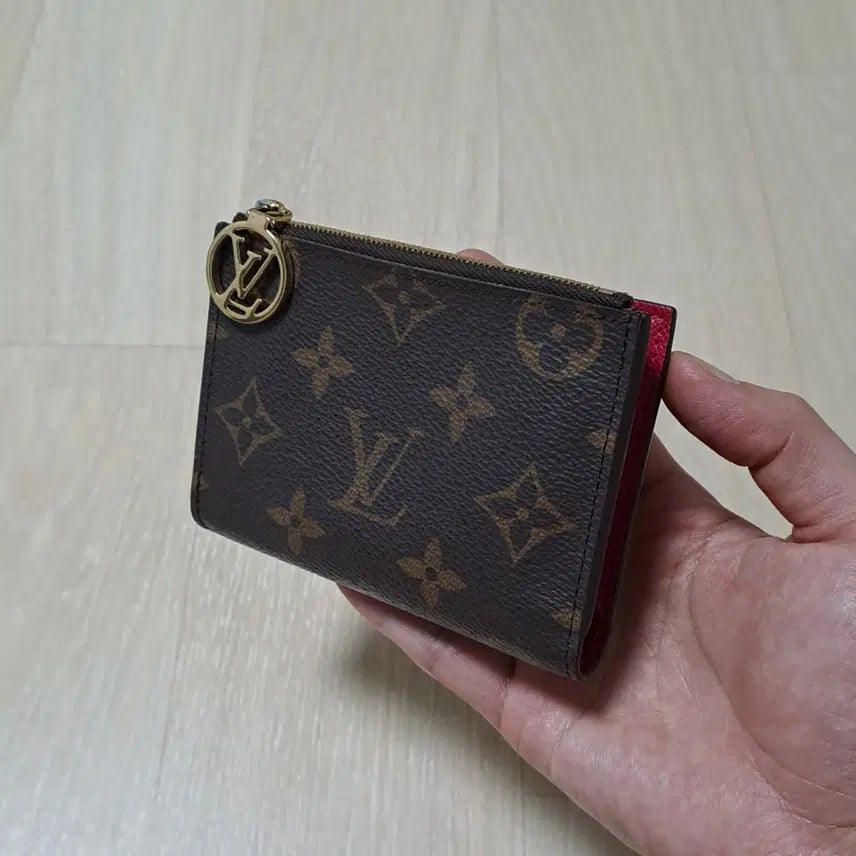 [BUNJANG] Louis Vuitton Lisa Monogram Rose Lollipop Wallet / [100%/정품] 루이비통 리사 모노그램 로즈 롤리팝 지갑