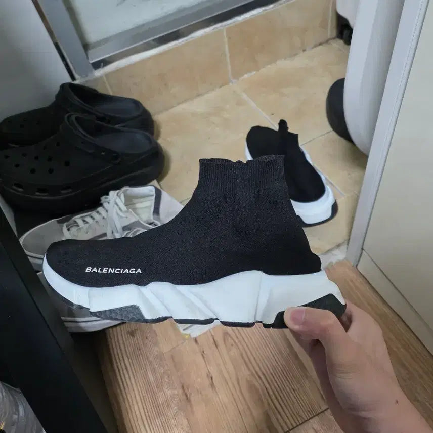 [BUNJANG] Balenciaga Speed Trainer Sneakers / 발렌시아가 스피드러너42