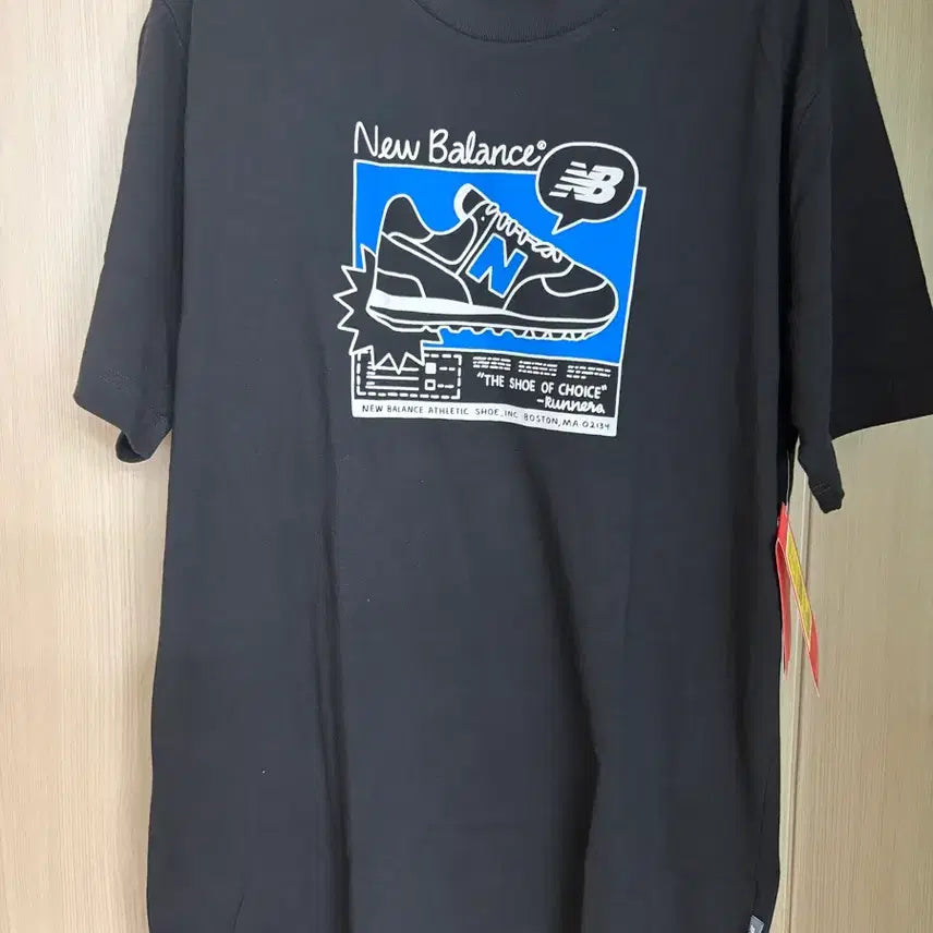 [BUNJANG] New Balance Black Graphic T-Shirt - Size M / 뉴발란스 블랙 그래픽 반팔티 95 M