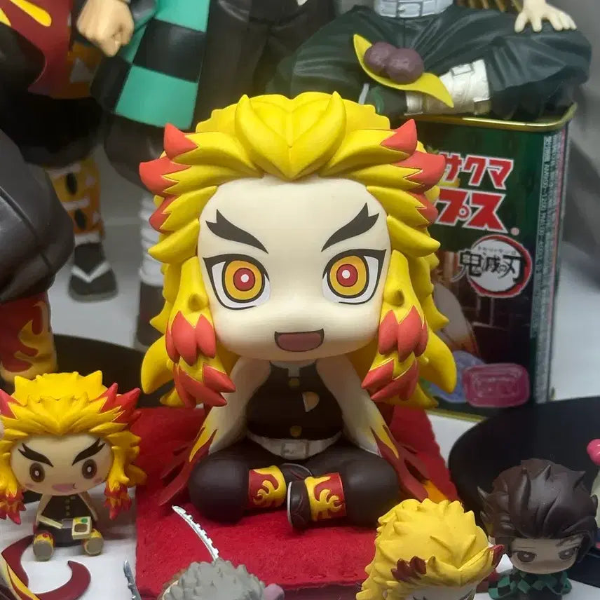 [BUNJANG] Demon Slayer Kyojuro Rengoku Look Up Figure (Excluding Cushion) / 귀멸의 칼날 렌고쿠 룩업 피규어 (방석x)