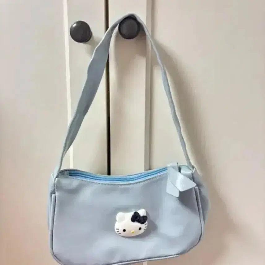 [BUNJANG] Hello Kitty Shoulder Bag Sky Blue / 헬로키티 숄더백 하늘색