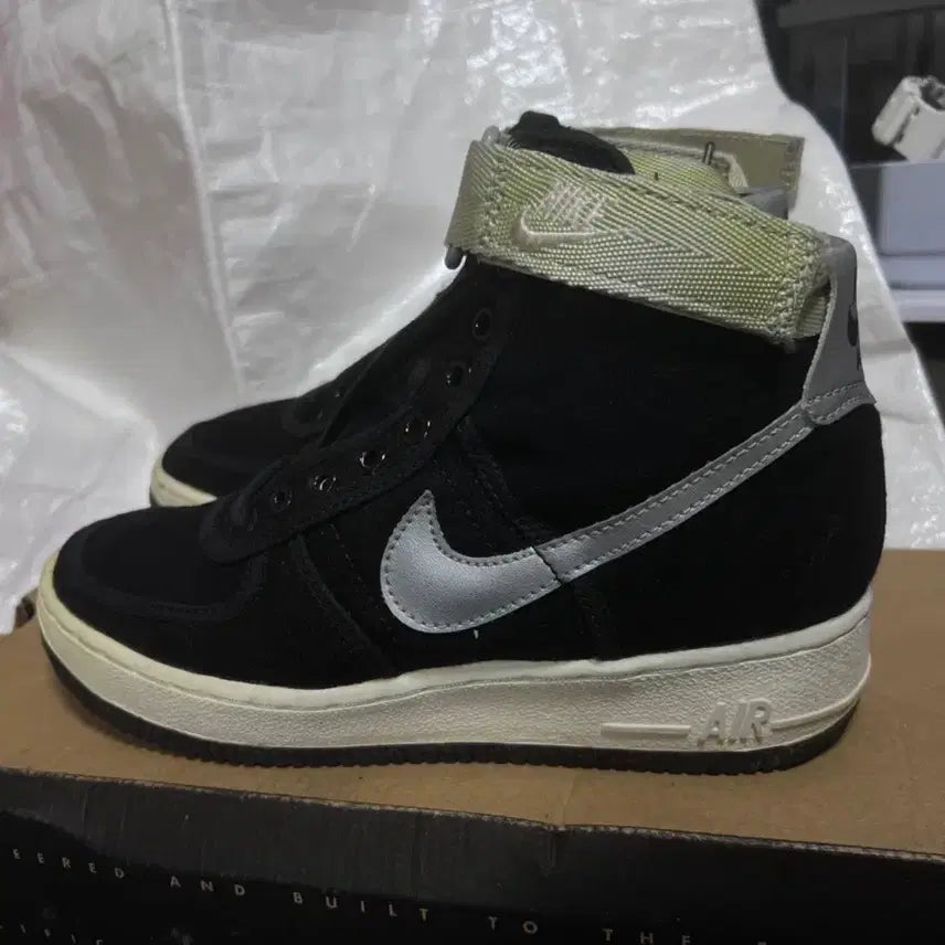 [BUNJANG] Nike Air Force 1 High CVS "Black" (1994) Sneakers / 나이키 에어포스1 하이 cvs 검은미품