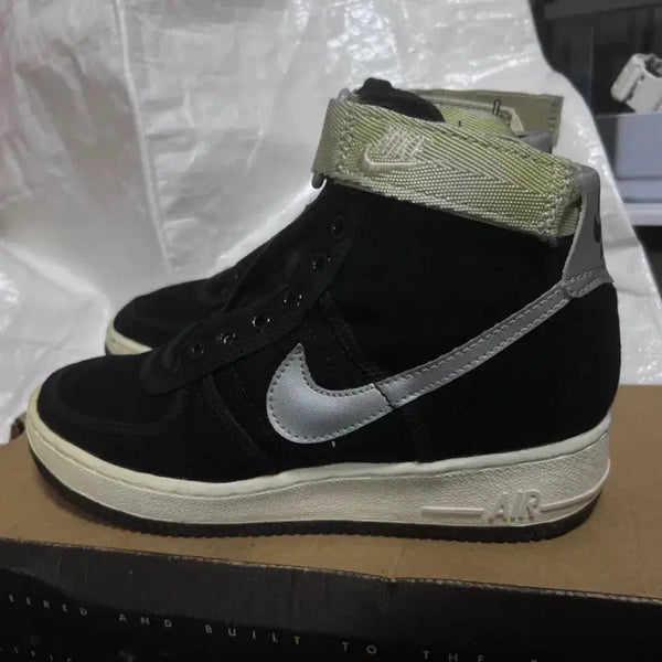 [BUNJANG] Nike Air Force 1 High CVS "Black" (1994) Sneakers / 나이키 에어포스1 하이 cvs 검은미품