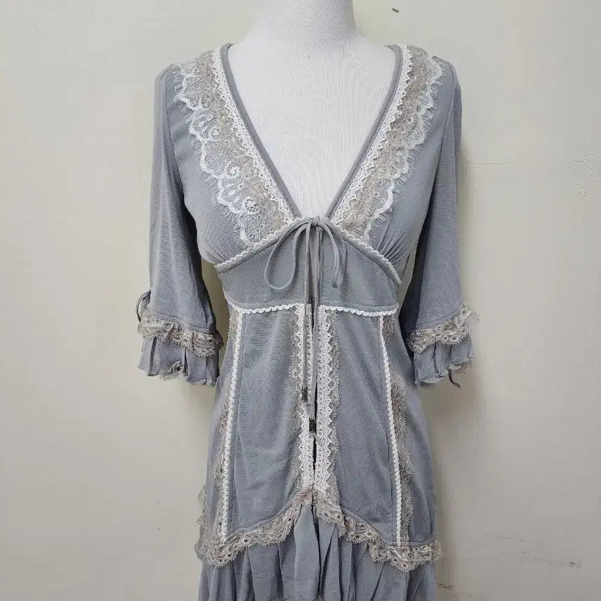 [BUNJANG] Ozzon Angelo Corset Detail Lace Gothic Dress / ozzon 오즈안젤로 코르셋디테일 레이스 고딕 원피스