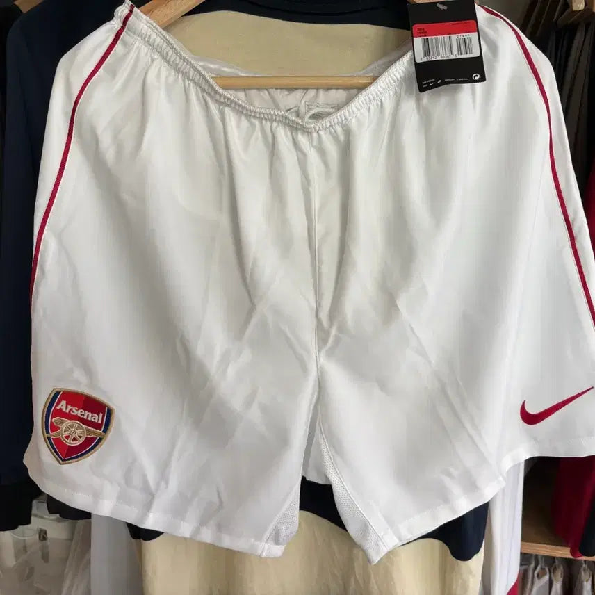 [BUNJANG] Nike Arsenal 10/11 Home Player Issue Shorts / 나이키 아스날 10/11 홈 지급용 쇼트