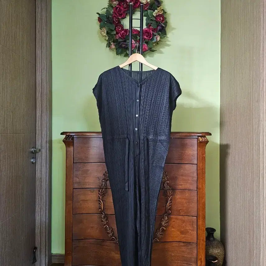 [BUNJANG] Wrinkled Detail Jumpsuit / 주름 점프수트