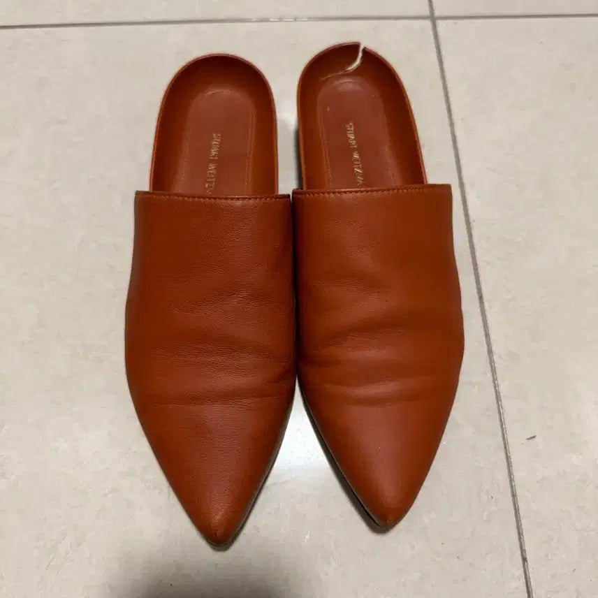 [BUNJANG] Stuart Weitzman Slingback Mule Brown / 스튜어트 와이츠먼 슬링백 뮬 브라운