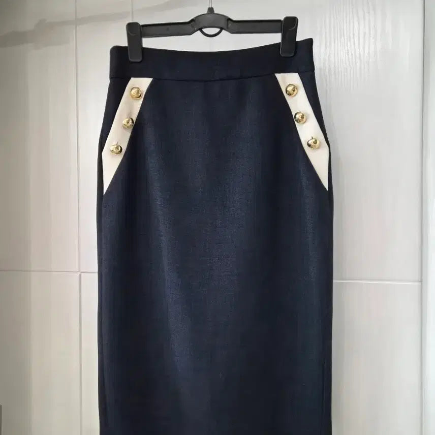 [BUNJANG] MOJO.S.PINE Navy Midi Skirt / 모조에스핀 네이비 스커트