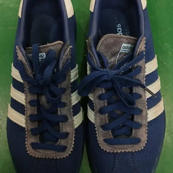 [BUNJANG] Adidas Sneakers Blue Size 240 / 아디다스 스니커즈 블루 240사이즈 상태좋음