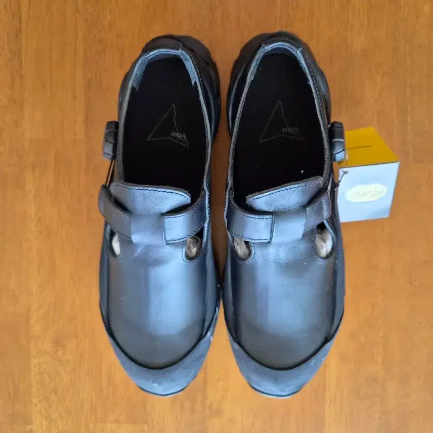 [BUNJANG] Roa Pala 44 Black Shoes / 로아 roa 팔라 pala 44 블랙 새상품