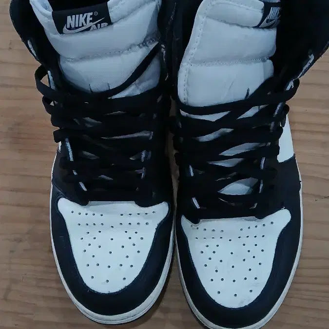 [BUNJANG] Nike Air Jordan 1 High Dark Mocha Size 280 / 나이키 에어 조던 1 하이 다크모카 280사이즈