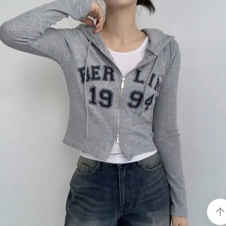 [BUNJANG] Lettering English Two-Way Hooded Zip-Up / 레터링 영문 투웨이 후드집업