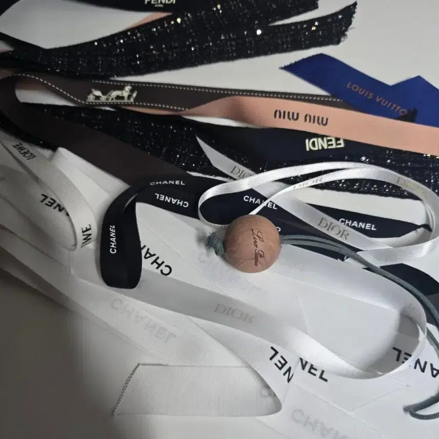 [BUNJANG] Loro Piana Charm & Luxury Brand Bag Handles Bundle / (명품끈 이것저것 15개) 로로피아나 참 @ 디올 샤넬 미우미우 펜디 에르메스 끈등