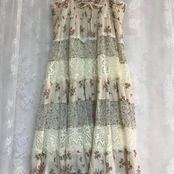 [BUNJANG] Vintage Flower Patch Dress / 대대장 빈티지 플라워 패치 원피스