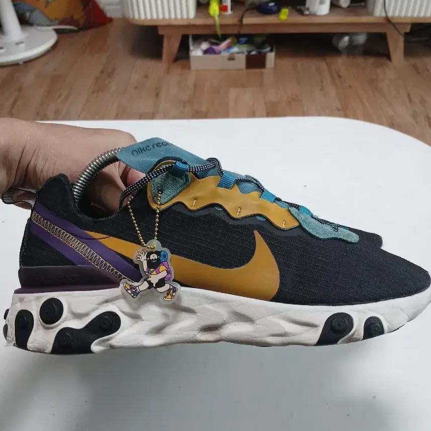 [BUNJANG] Nike React Element 55 Black Gold (US 7.5) / 나이키 리액트 엘리멘트 55 검골255