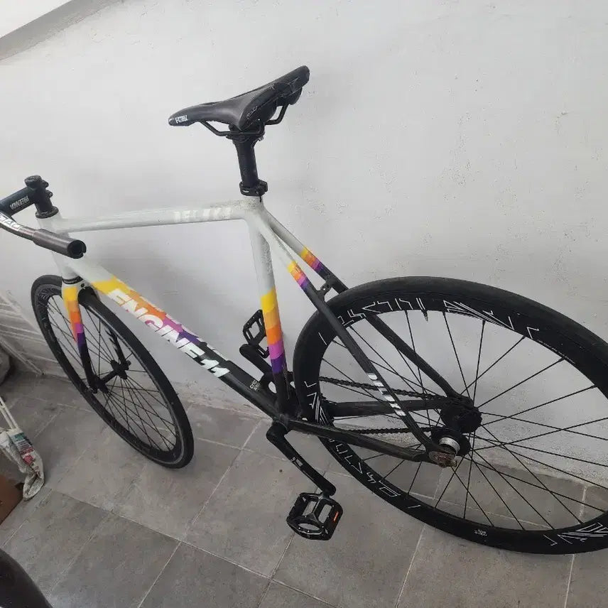 [BUNJANG] ENGINE11 Deluxe Fixie Bicycle / ENGINE11 디럭스 픽시 자전거 판매(대차X)
