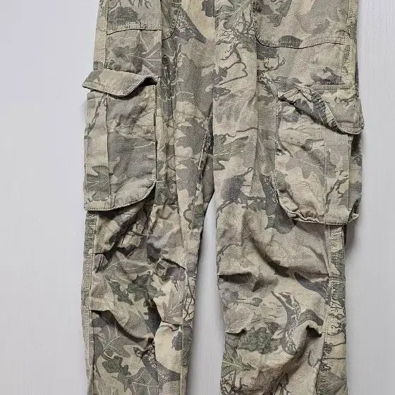 [BUNJANG] Camouflage Cargo Pants / 카모플라쥬 카고 바지