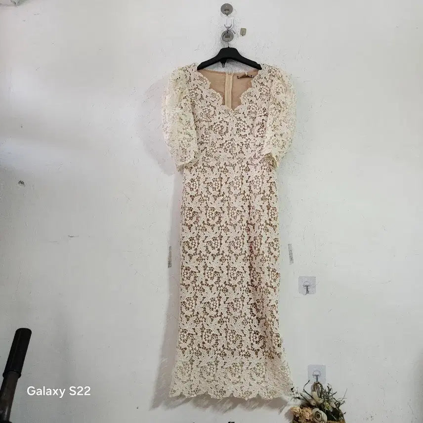 [BUNJANG] Lace Long Dress Ivory / 레이스 원피스 아이보리 롱 원피스