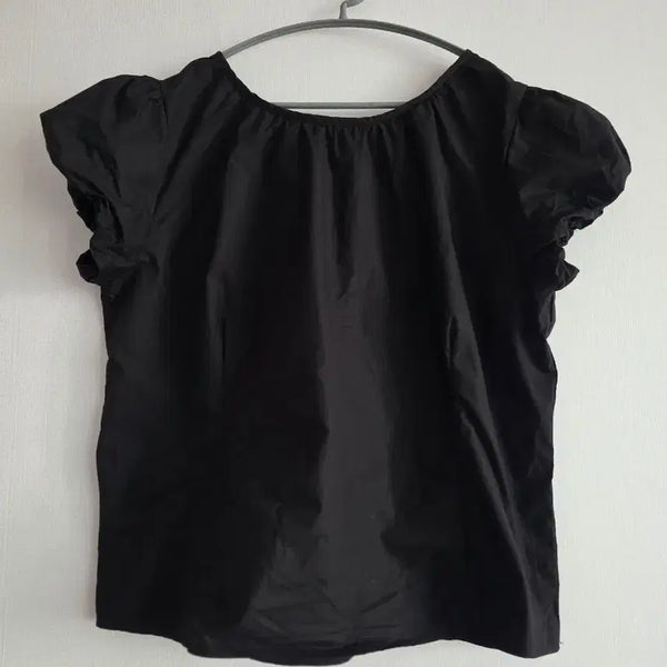 [BUNJANG] Black Puff Sleeve Blouse / 블랙 퍼프 소매 블라우스