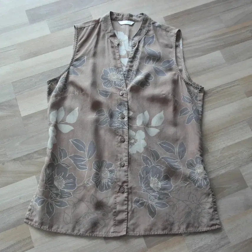 [BUNJANG] Marks & Spencer 100% Lyocell Vest Size 66 / 막스앤스펜서 조끼/66사이즈/최상급