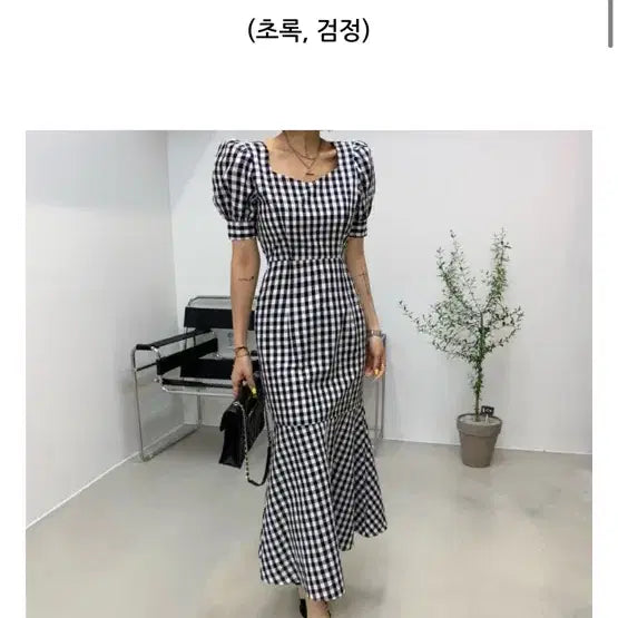 [BUNJANG] Checkered Long Dress with Puff Sleeves / 체크무늬 원피스