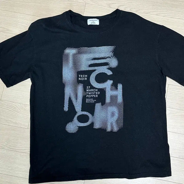 [BUNJANG] Black Printing T-Shirt / 블랙 프린팅 반팔 상태좋음