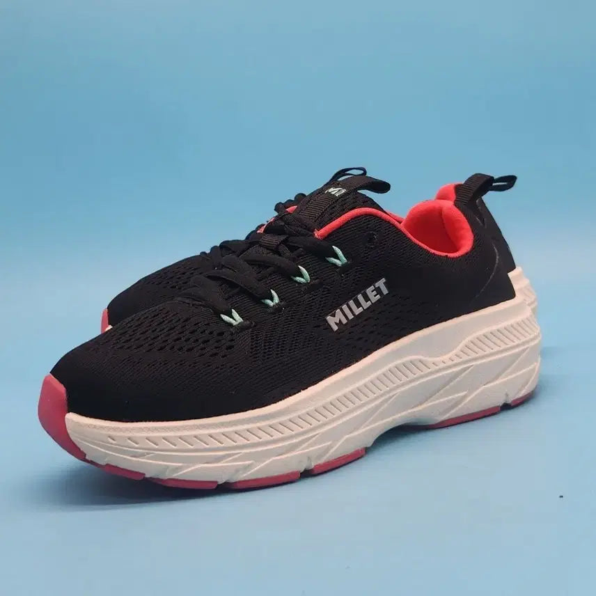 [BUNJANG] Descente Jacquard Women's Running Shoes 235 / dd 밀레 자카드 여성 런닝화 235