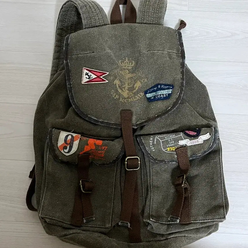 [BUNJANG] Vintage Patch Pocket Backpack / 카키 빈티지 패치 포켓 백팩 가방