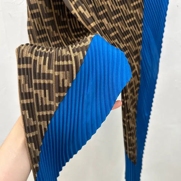 [BUNJANG] Fendi Pleated Scarf / 펜디 플리츠 스카프