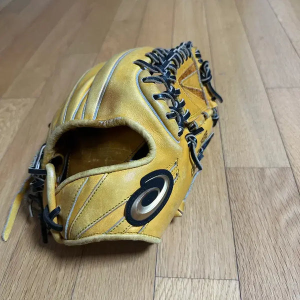 [BUNJANG] Asics GoldStage Premium Grade Baseball Glove / 아식스 골드스테이지 최고급등급 야구 글러브