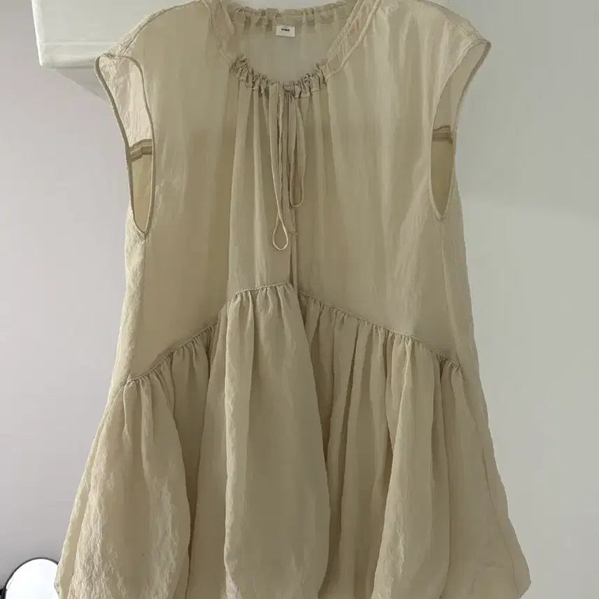 [BUNJANG] Ethos Balloon Blouse / 에토스 벌룬 블라우스