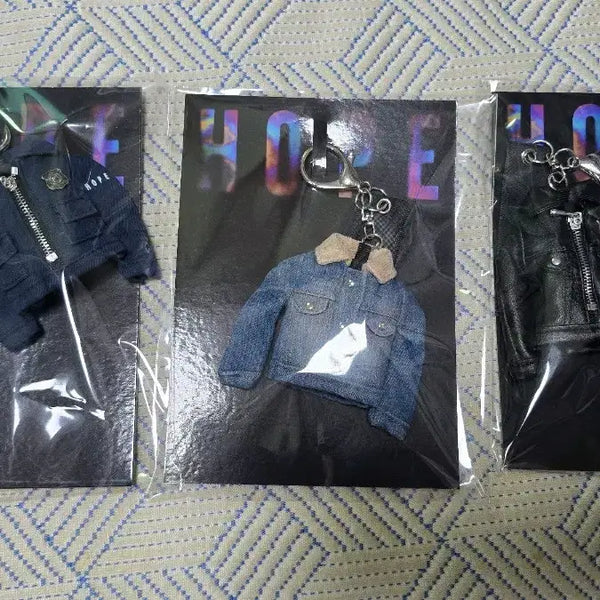 [BUNJANG] HOPE Jumper Keychain Set - Megabox Exclusive / 호프 점퍼 키링 메가박스 굿즈 hope 점퍼 키링 3종 일괄 팝니다