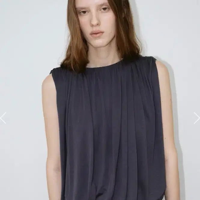 [BUNJANG] Monoha Sheer Shirring Volume Sleeveless Top - Grey / 모노하 Sheer Shirring Volume Sleeveless 그레이색상