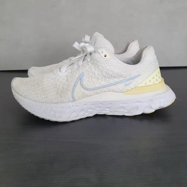 [BUNJANG] Nike React Infinity Run Flyknit 3 White Light Marine Running Shoes (240) / 나이키 리액트 인피니티 런 플라이니트 3 화이트 라이트 마린 (240)